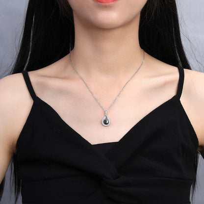 Collar de lágrima en forma de corazón con proyección de fotos