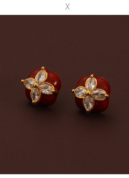 Elegant and noble retro four-leaf clover zircon red oil drop earrings - jewelryweilin