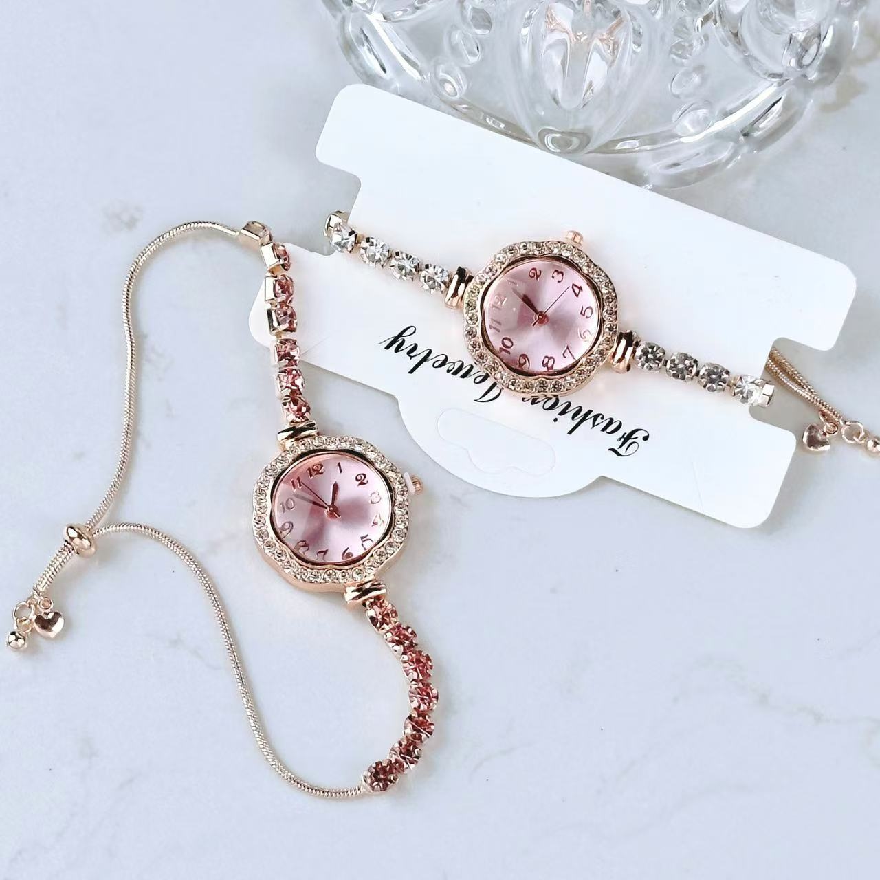 Luxury flower-shaped ladies watch