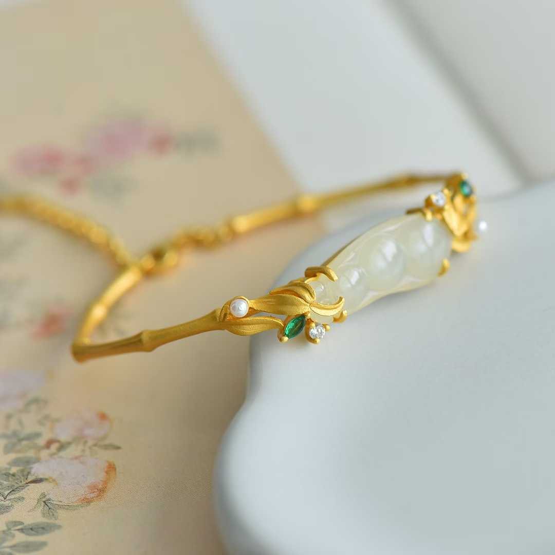 S925 Silver Inlaid Hetian Nephrite "Blessing Bean" Bracelet