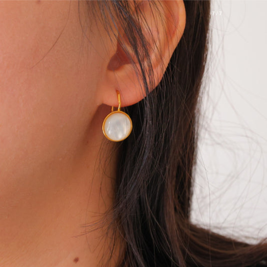Natural White Mother of Pearl High Heel Earrings