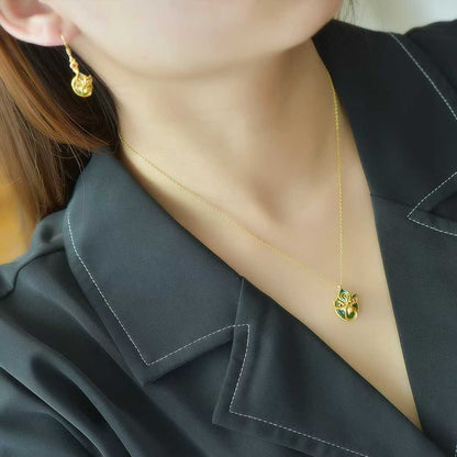 Traditional Chinese phoenix Hetian jade jewelry set - symbol of transformation and immortality"