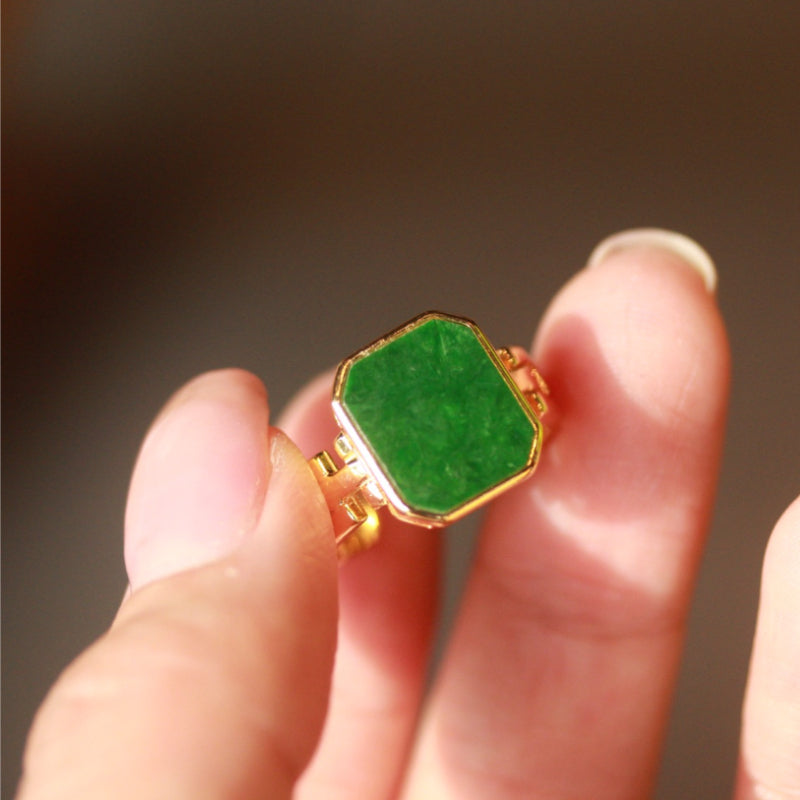 Natural Jadeite Peace Buckle Ring