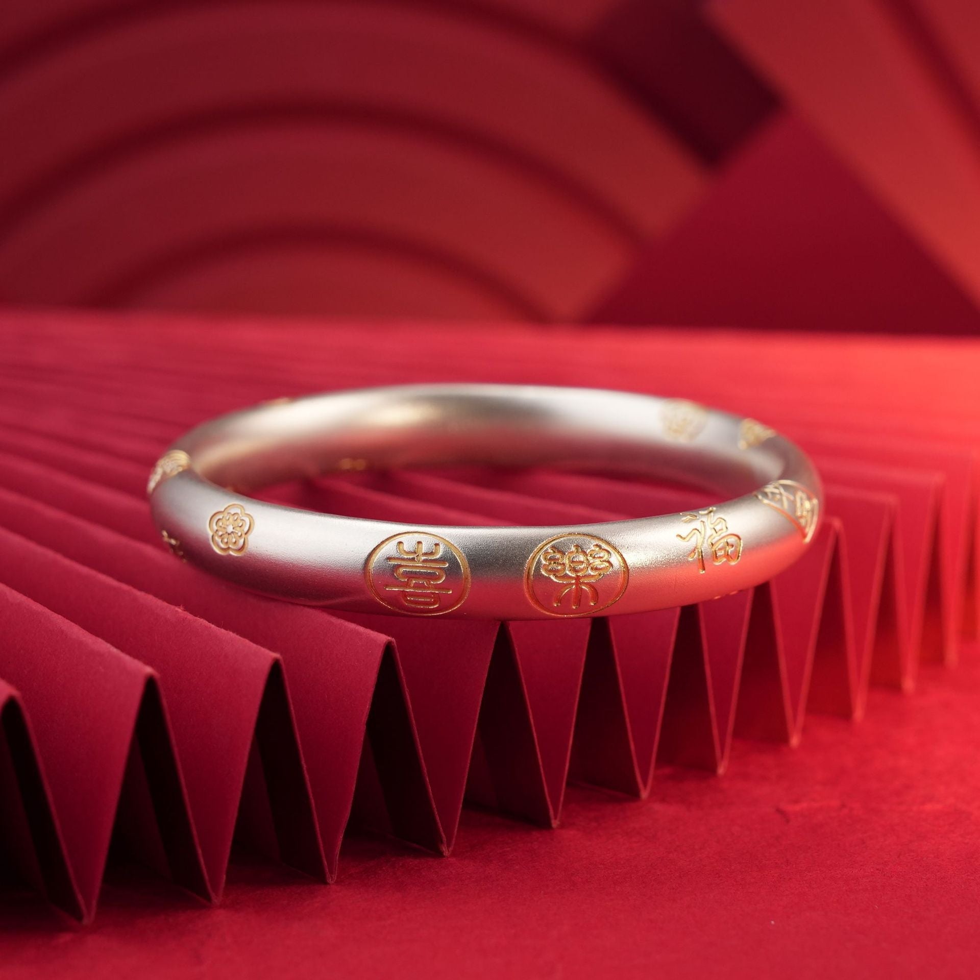 Ancient auspicious cloud blessing round stick sterling silver bracelet - jewelry - weilin.com