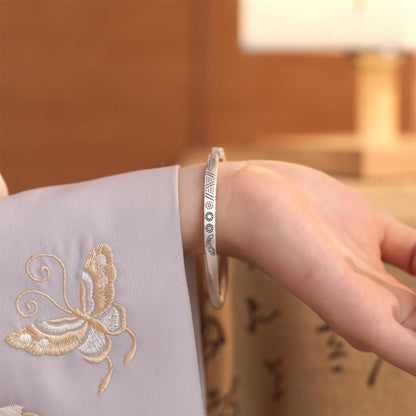 Ancient square stick sterling silver bracelet - jewelry - weilin.com