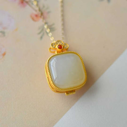 Ancient - Style Silver - Inlaid Hetian Jade Sachet Box - jewelry - weilin.com