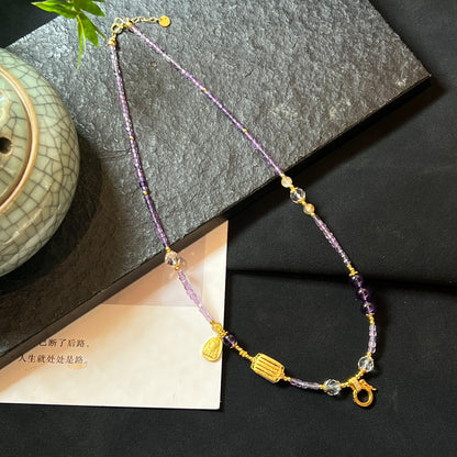 قلادة كريستال عصرية