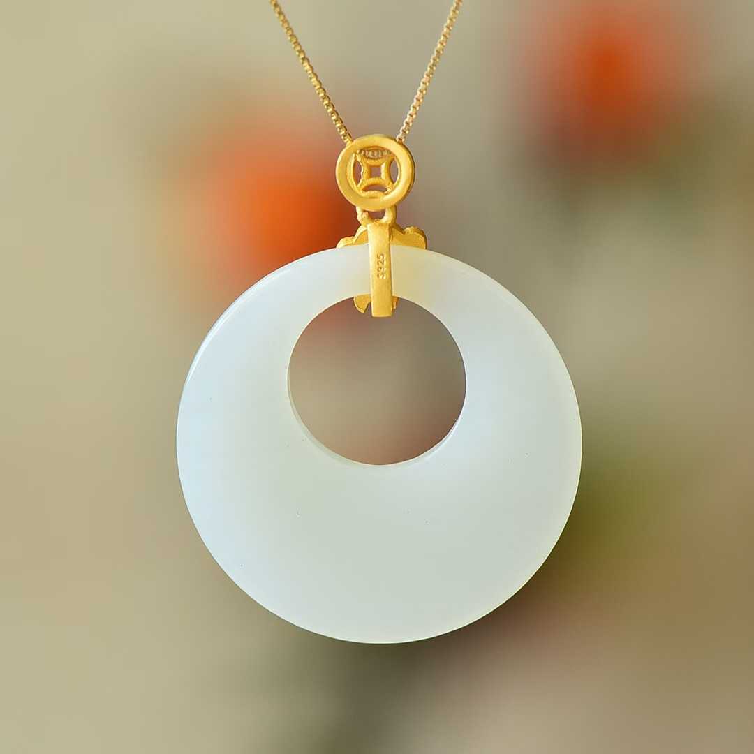 925 Silver-Inlaid Hetian Jade Pendant with "Auspicious Clouds" & "Ping'an Kou" (Peace Buckle) Design