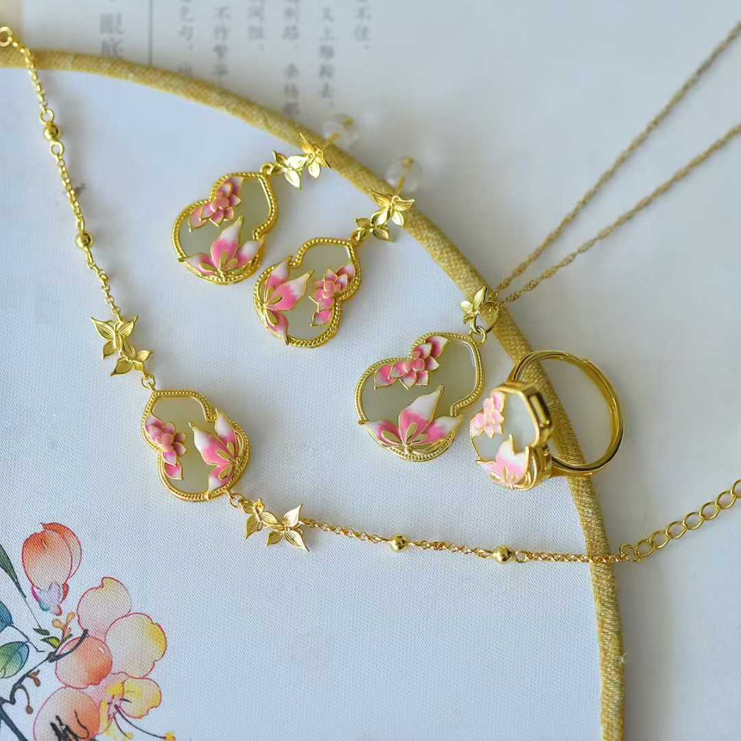  S925 silver inlaid Hetian jade gourd jewelry set showcasing traditional Chinese longevity symbolism
