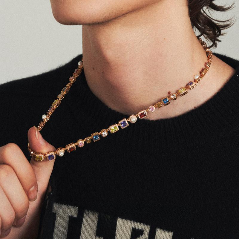 Colored diamond pearl necklace