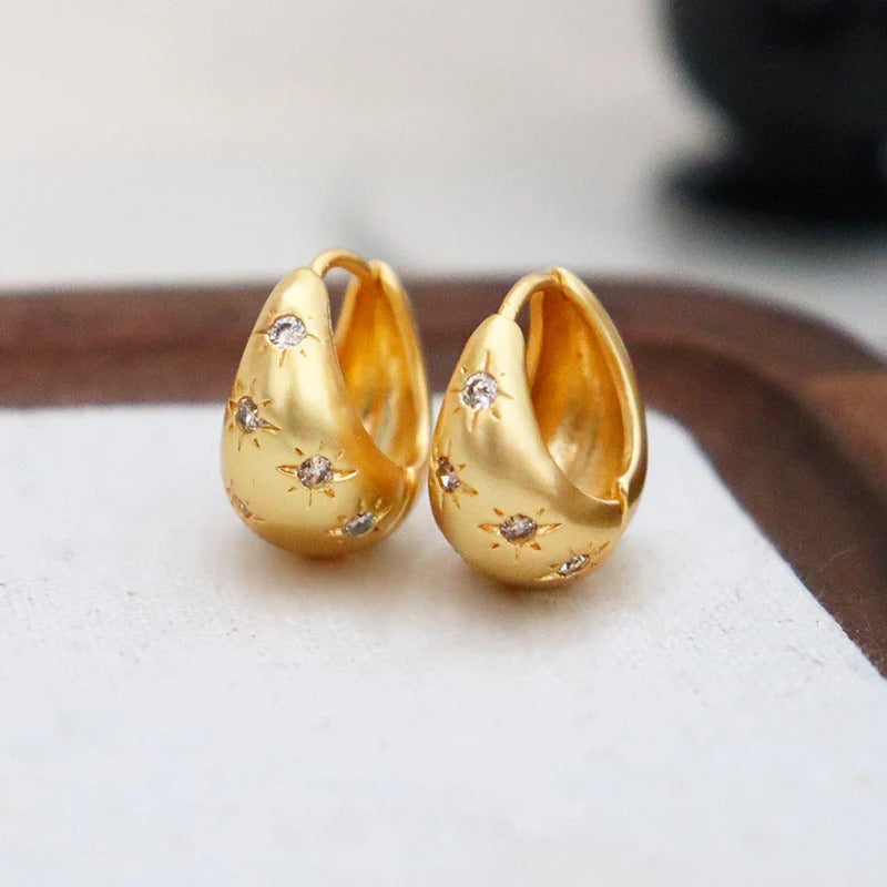 Fashion retro eight-pointed star drop zircon earrings - jewelryweilin