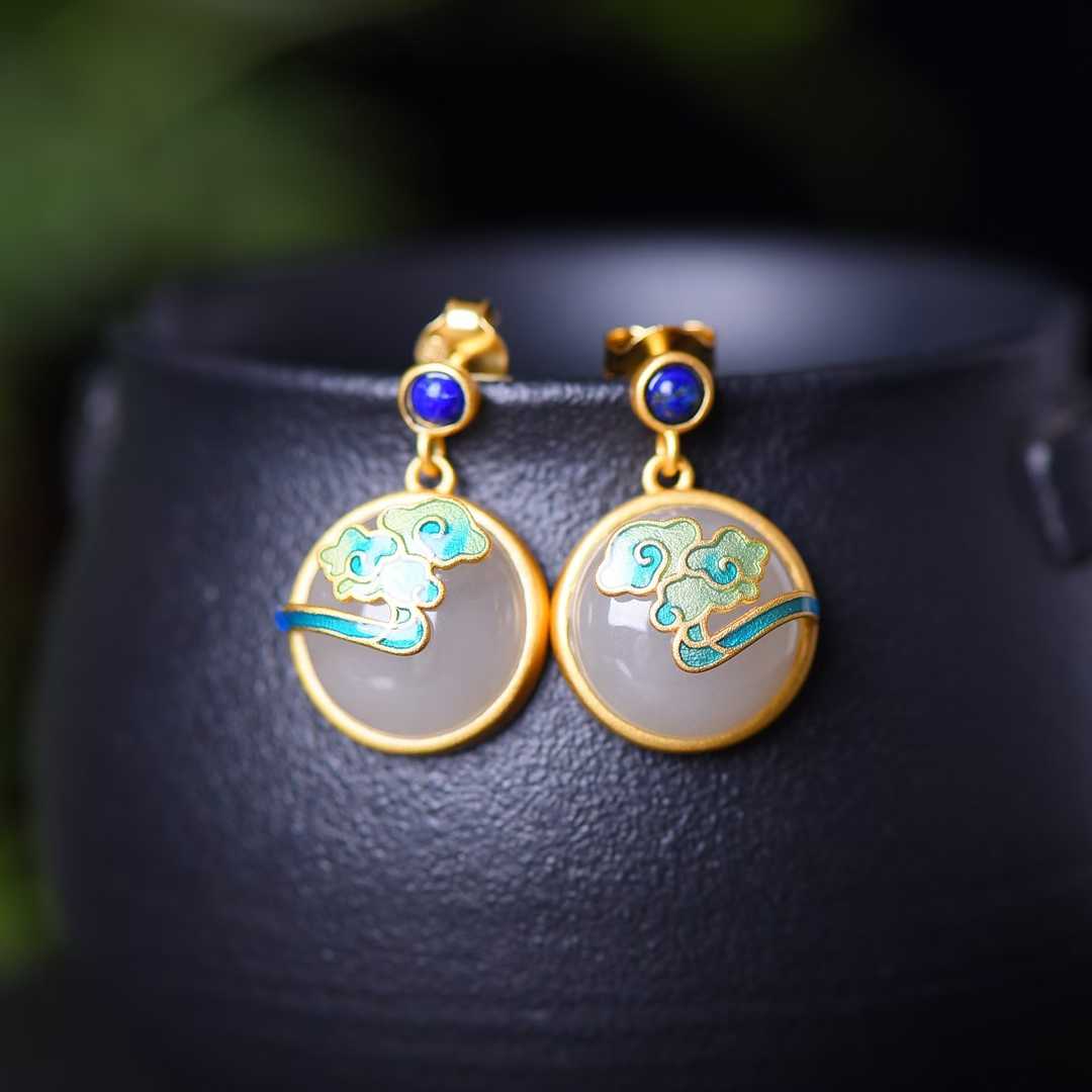 Detailed view of traditional craftsmanship on Hetian nephrite thick matte gold jewelry"