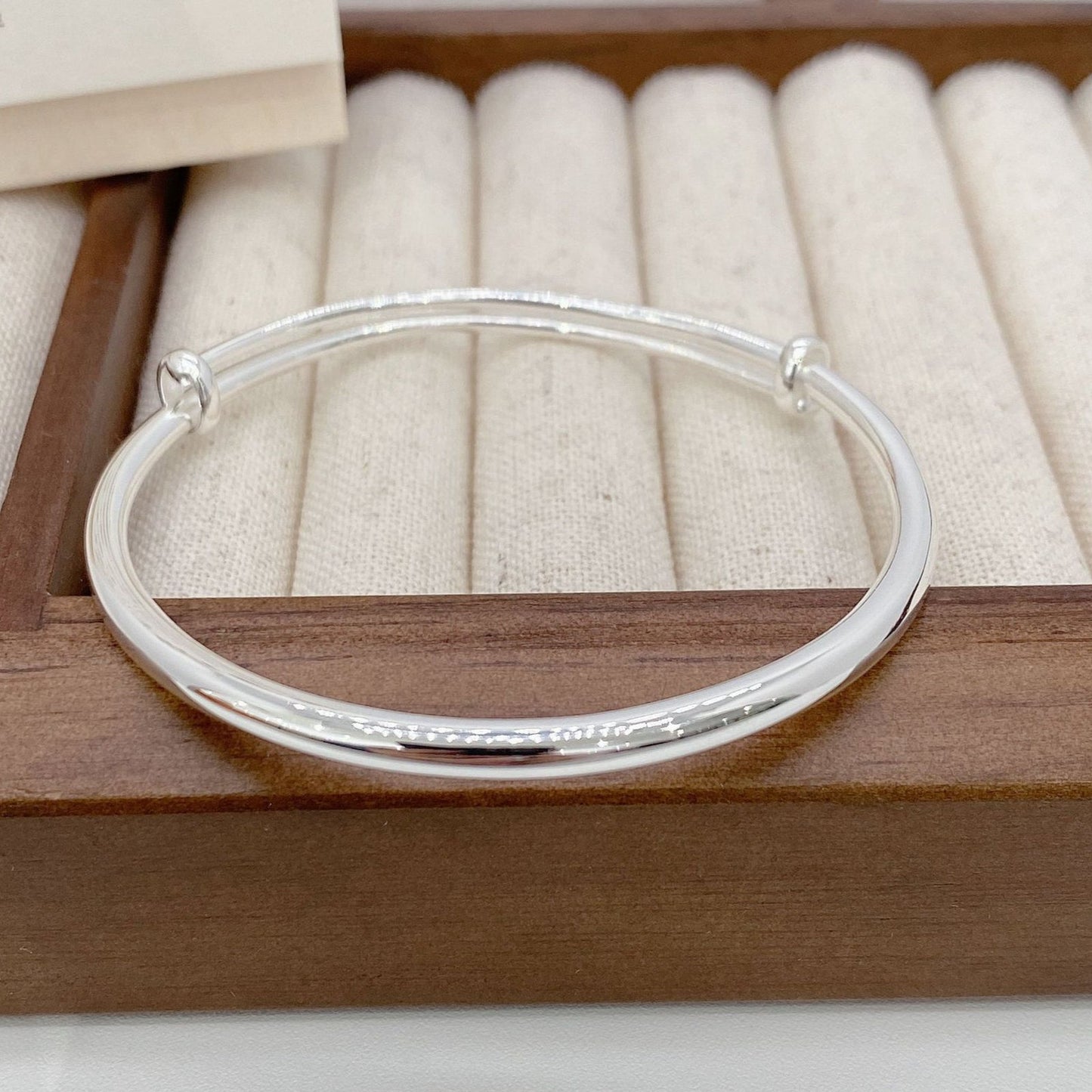 China round shiny sterling silver bracelet - jewelry - weilin.com