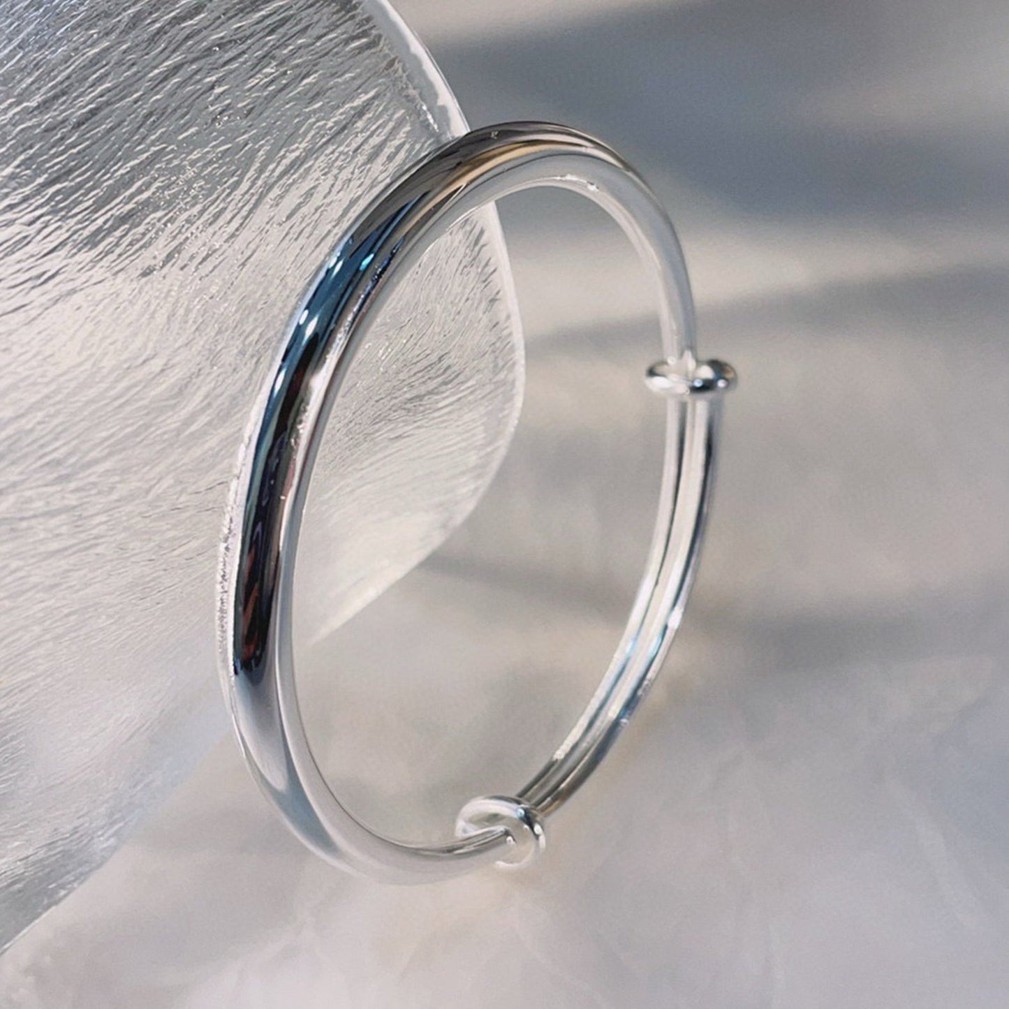 China round shiny sterling silver bracelet - jewelry - weilin.com