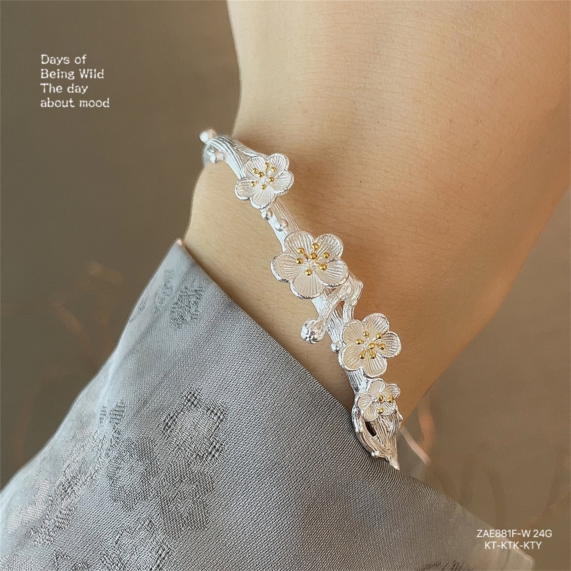 China sterling silver plum blossom open bracelet - jewelry - weilin.com