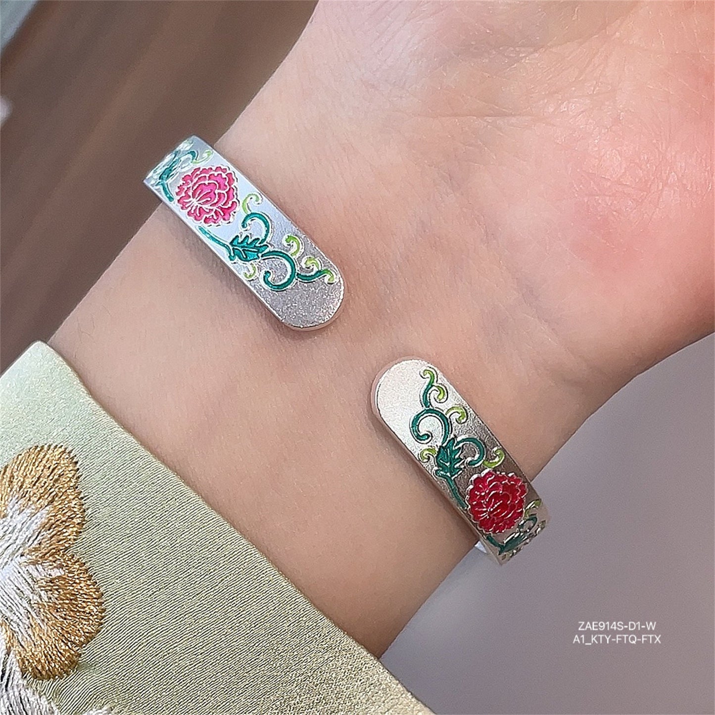 Chinese enamel flower heart sterling silver bracelet - jewelry - weilin.com