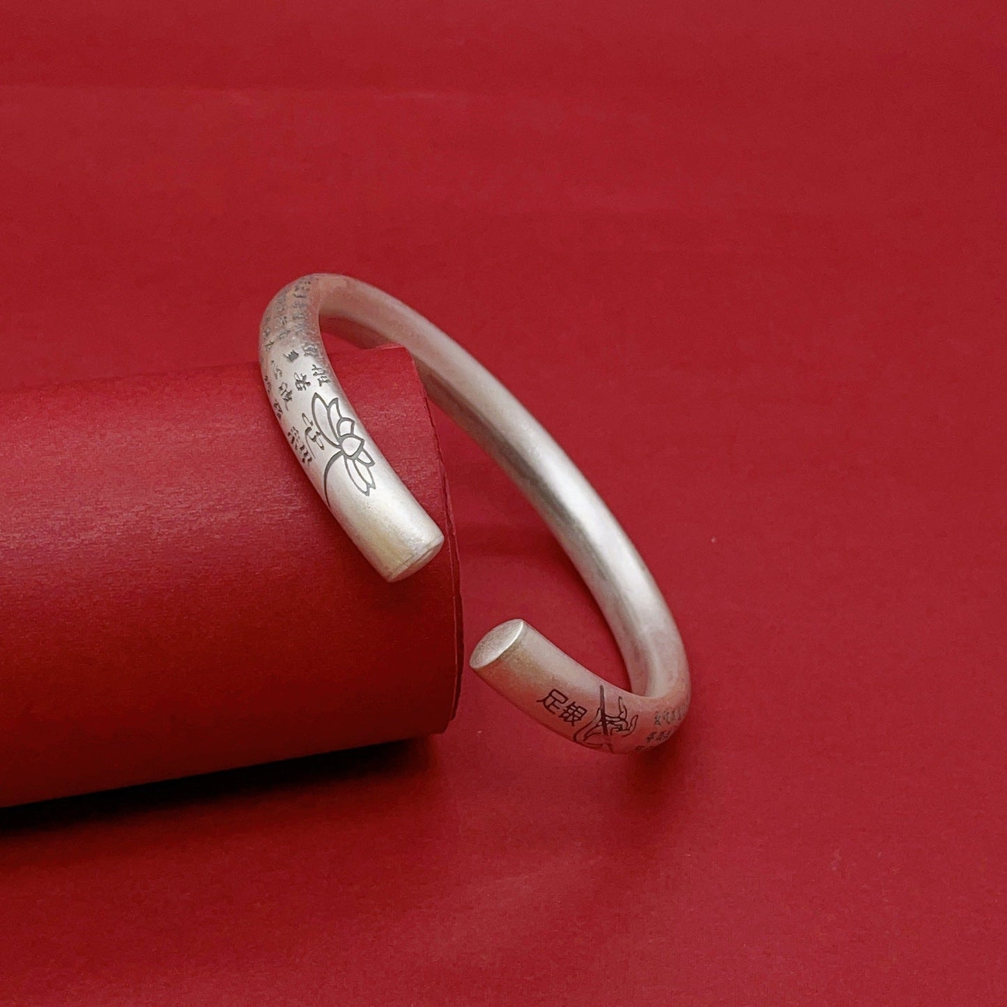 Chinese niche round stick sterling silver bracelet - jewelry - weilin.com