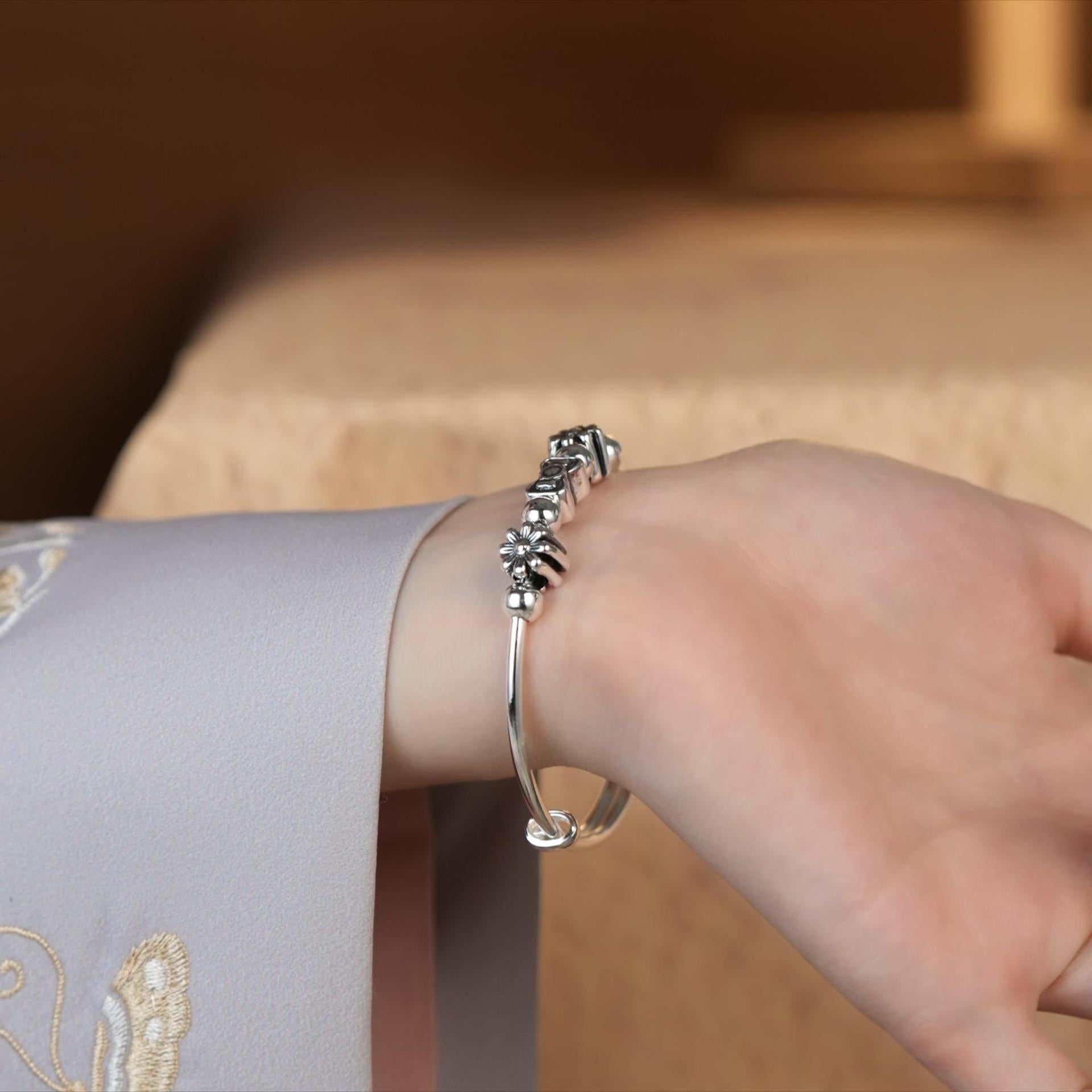 Chinese style bow sterling silver bracelet - jewelry - weilin.com