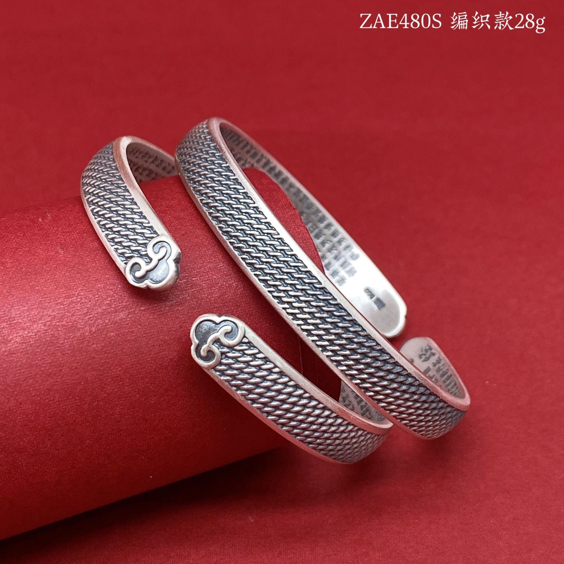 Chinese style classic sterling silver bracelet - jewelry - weilin.com