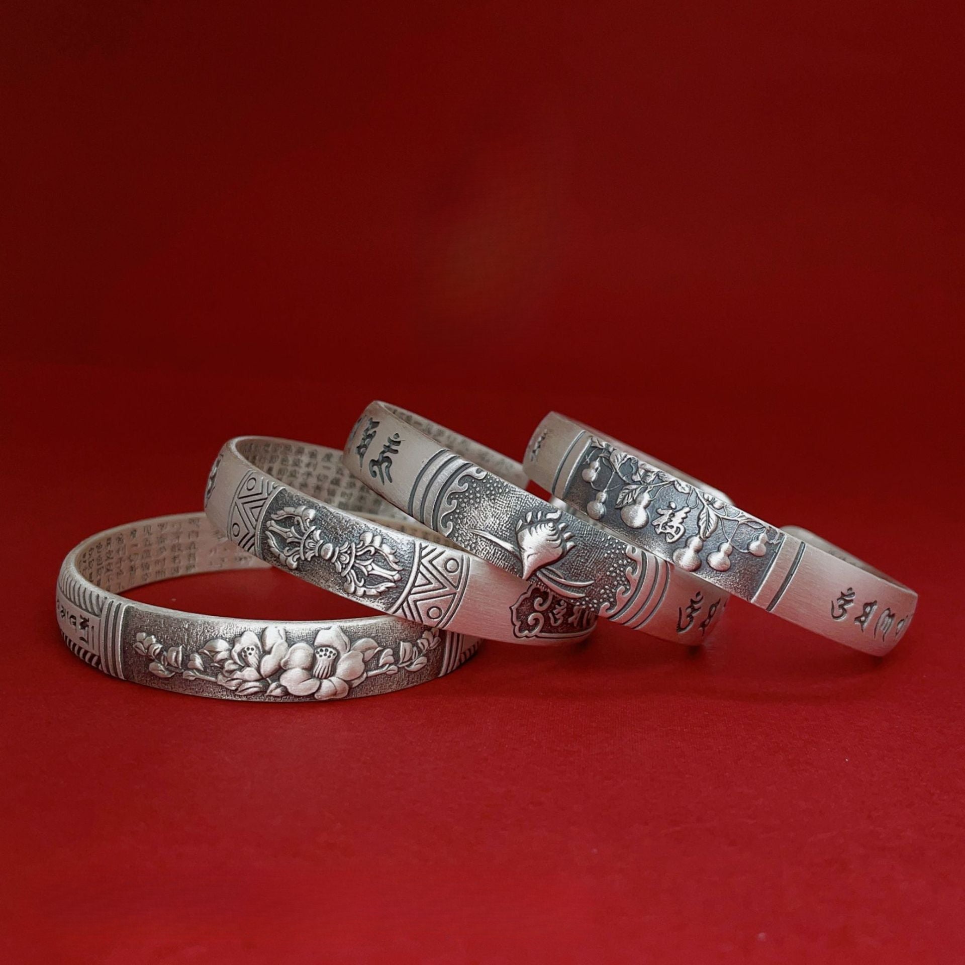 Chinese style cloud pattern sterling silver bracelet - jewelry - weilin.com