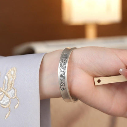 Chinese style lotus sterling silver bracelet - jewelry - weilin.com