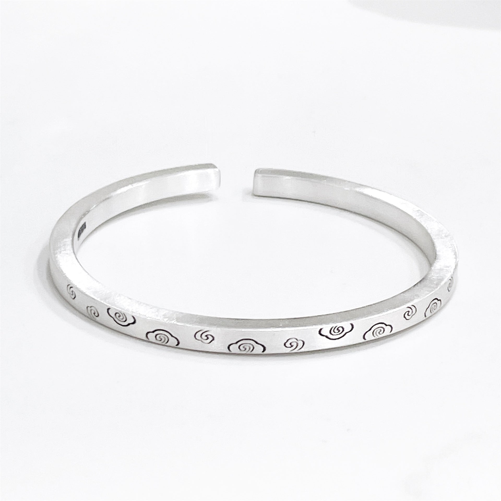 Chinese style pattern sterling silver bracelet - jewelry - weilin.com