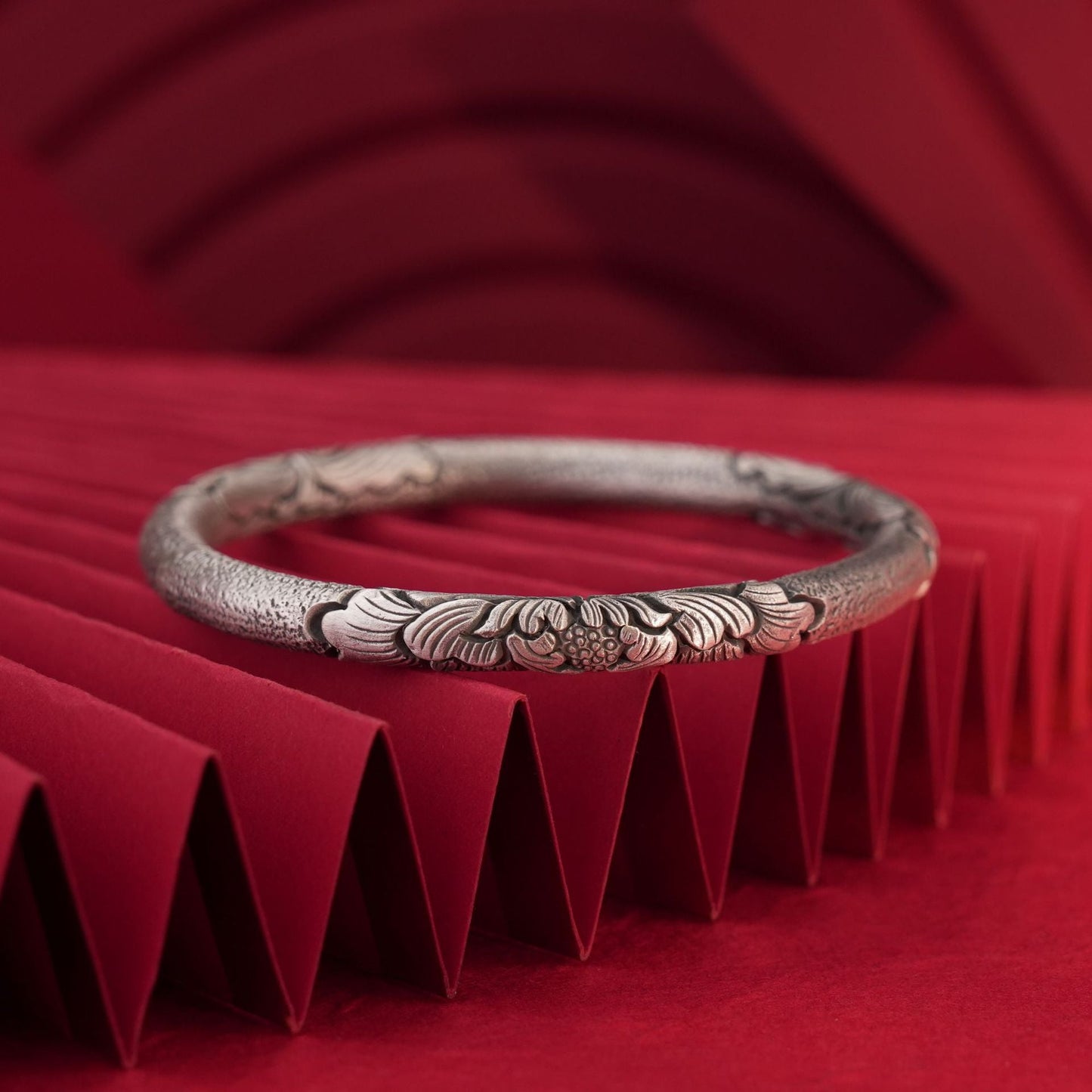 Chinese style peony round stick sterling silver bracelet - jewelry - weilin.com