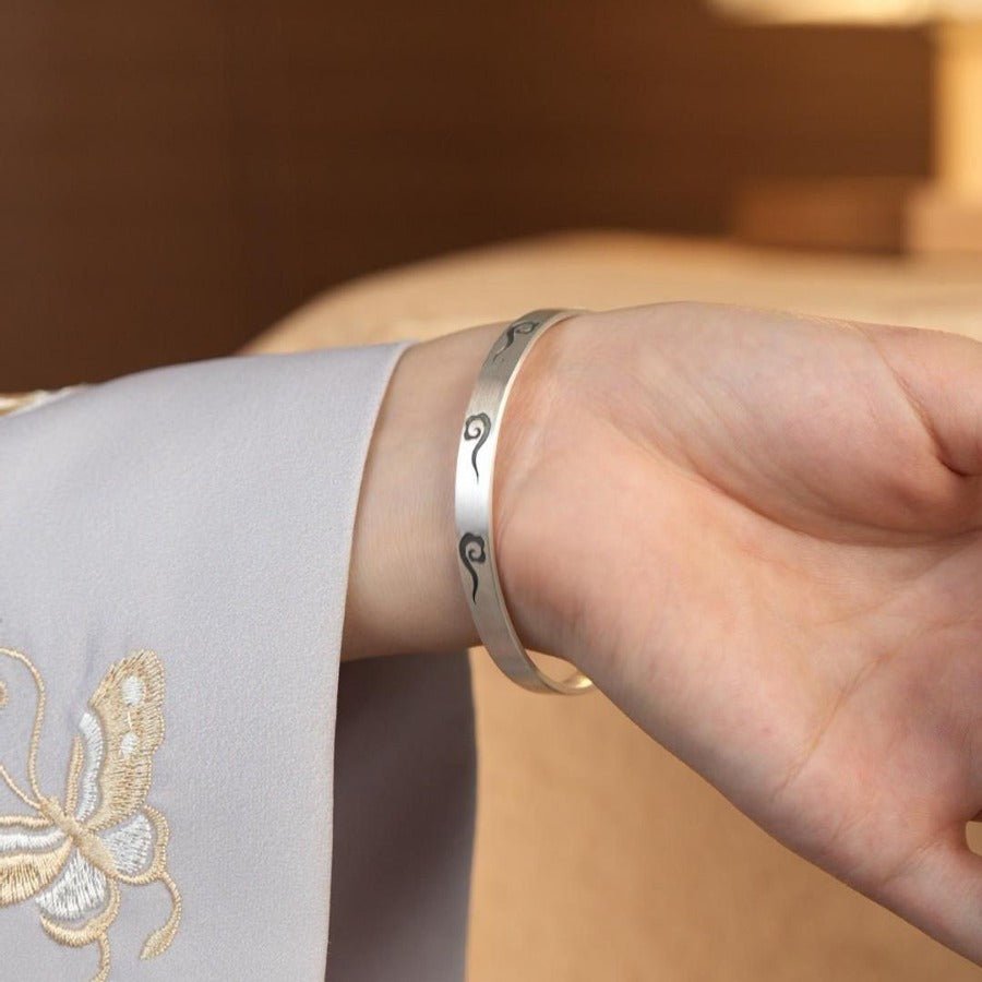 Chinese style retro auspicious cloud sterling silver bracelet - jewelry - weilin.com