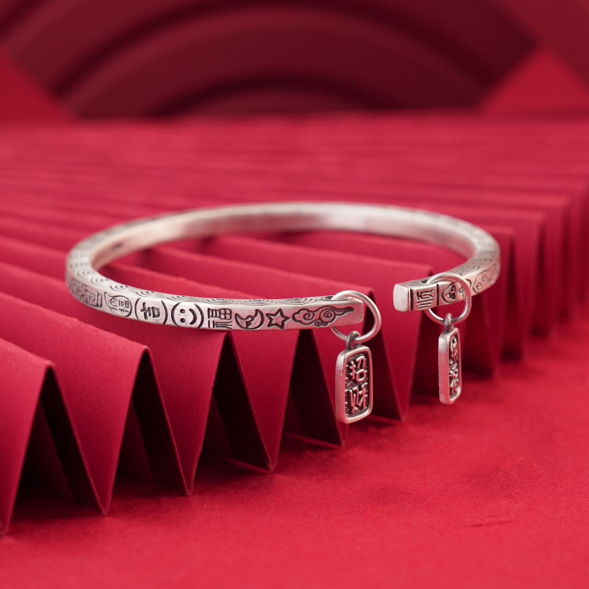 Chinese style square stick sterling silver bracelet - jewelry - weilin.com