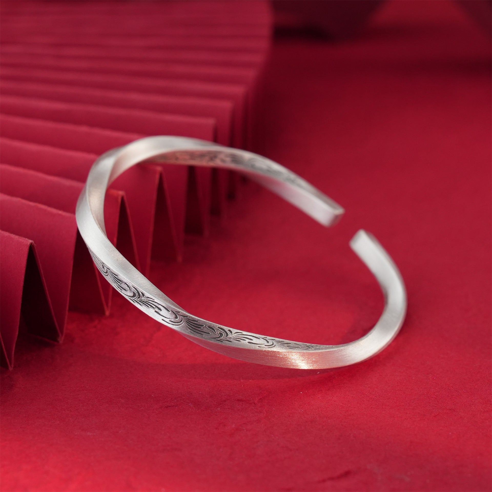 Chinese style square stick twisted wave sterling silver bracelet - jewelry - weilin.com