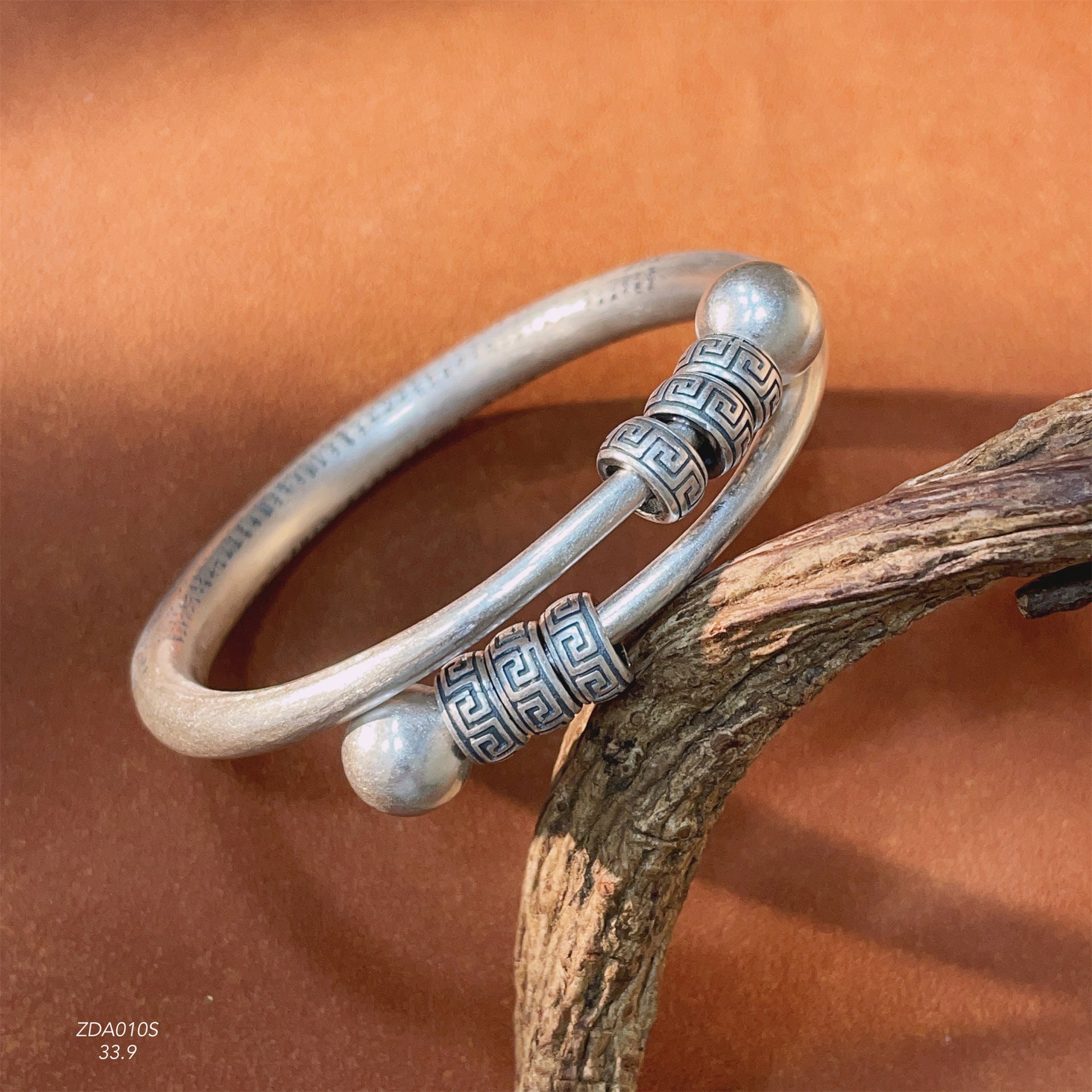 Chinese style Tibetan silver bracelet - jewelry - weilin.com