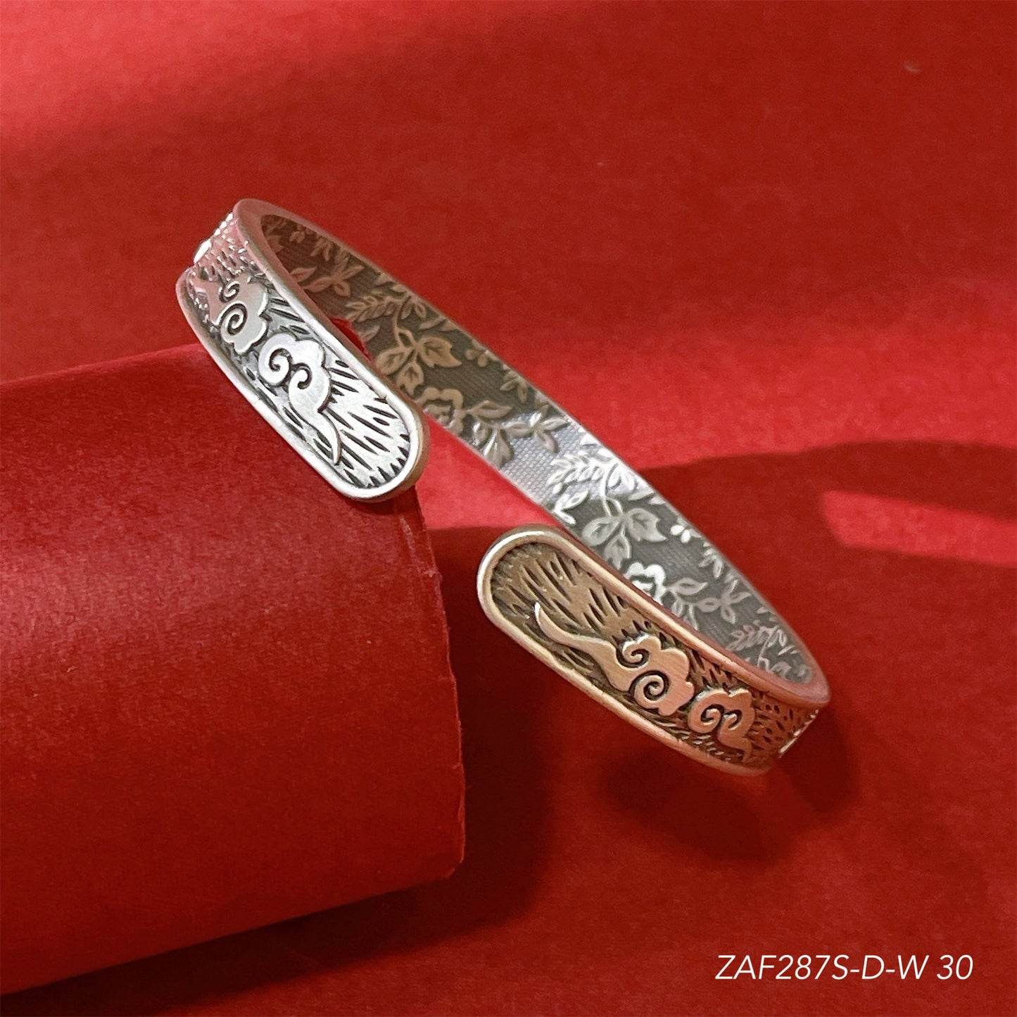 Chinese wide pattern sterling silver bracelet - jewelry - weilin.com