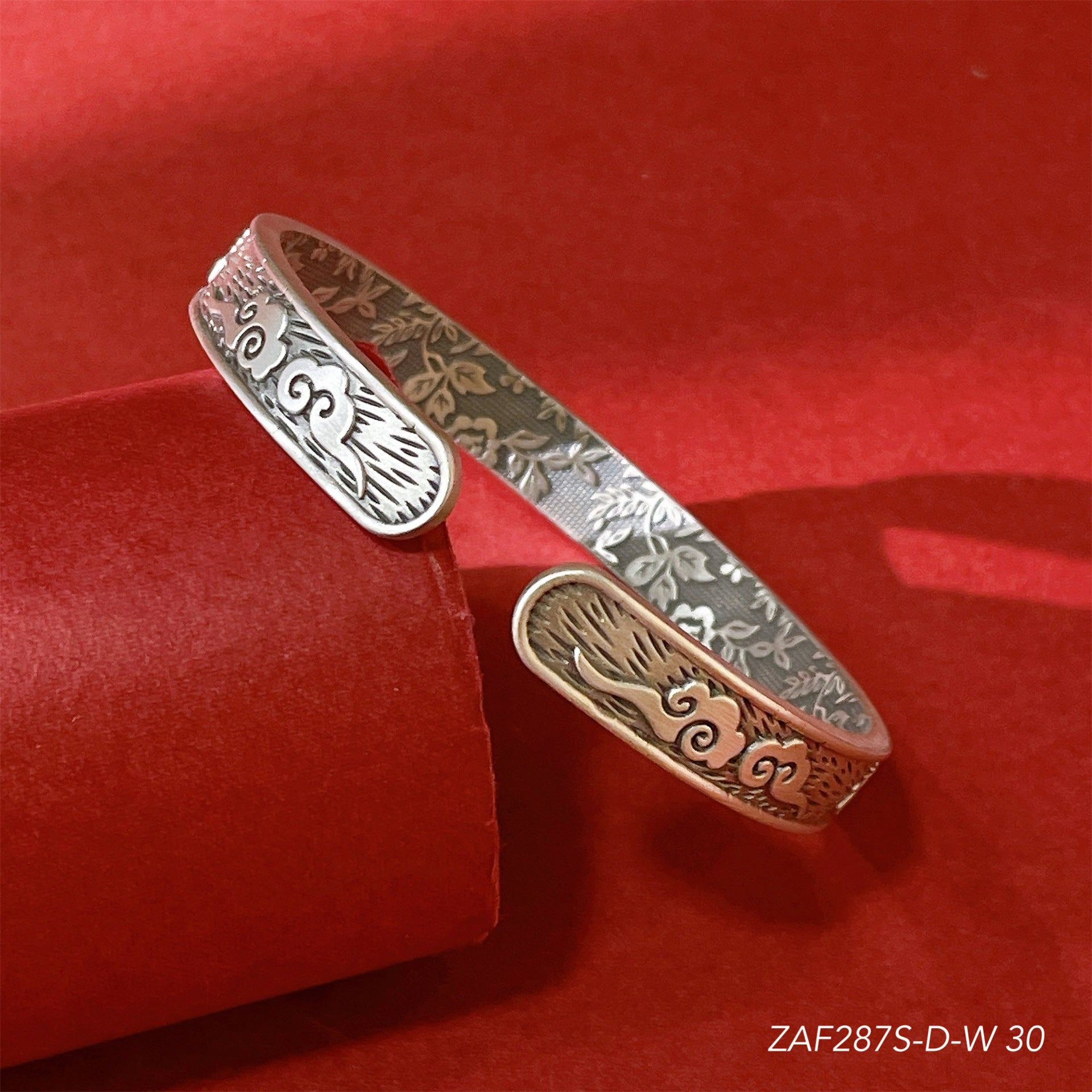 Chinese wide pattern sterling silver bracelet - jewelry - weilin.com