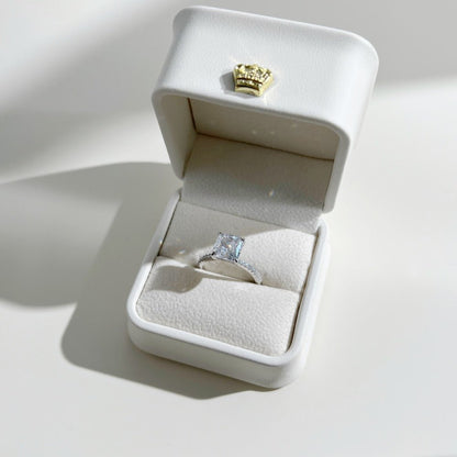 Classic and fashionable ice flower cut zircon ring - jewelry - weilin.com