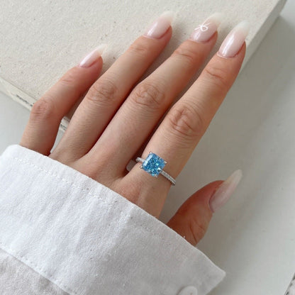 Classic and fashionable ice flower cut zircon ring - jewelry - weilin.com