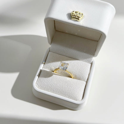 Classic and fashionable ice flower cut zircon ring - jewelry - weilin.com