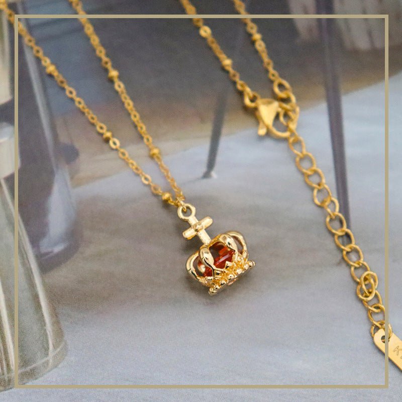Classic Vintage Crown Pendant Women's Necklace - jewelry - weilin.com