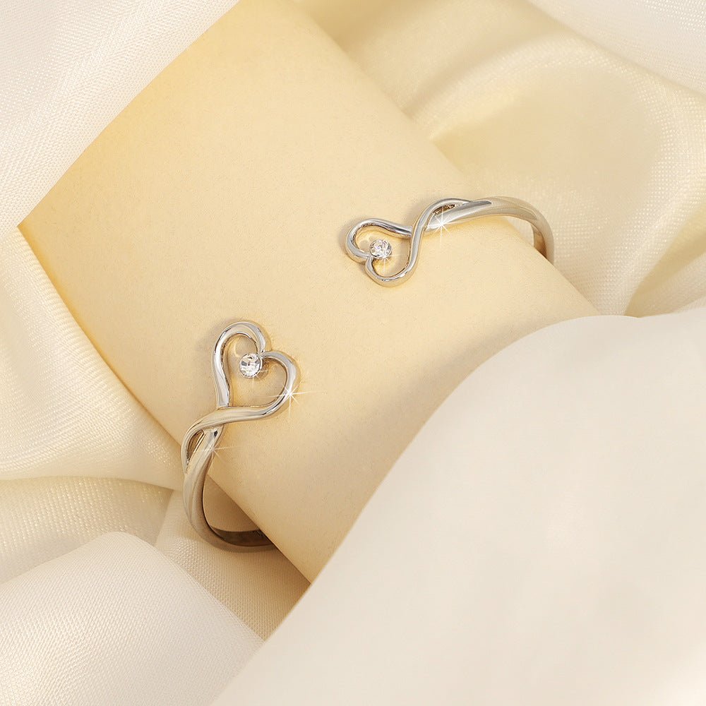 Corrosion engraved heart shape bracelet - jewelry - weilin.com