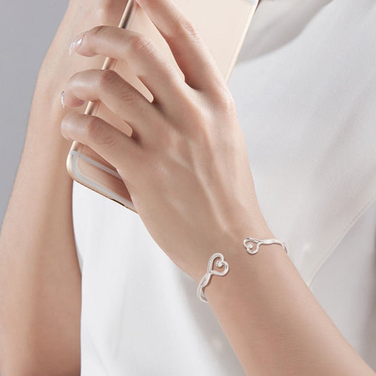 Corrosion engraved heart shape bracelet - jewelry - weilin.com