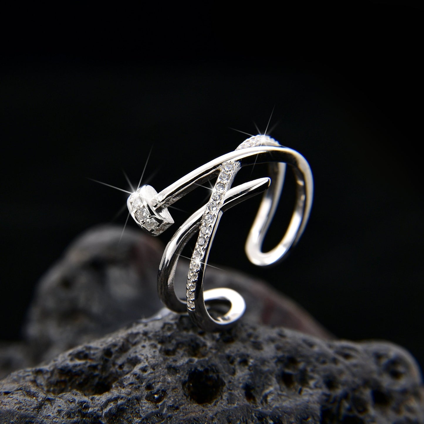 Cubic Zirconia Fashion Irregular Design Ring - jewelry - weilin.com