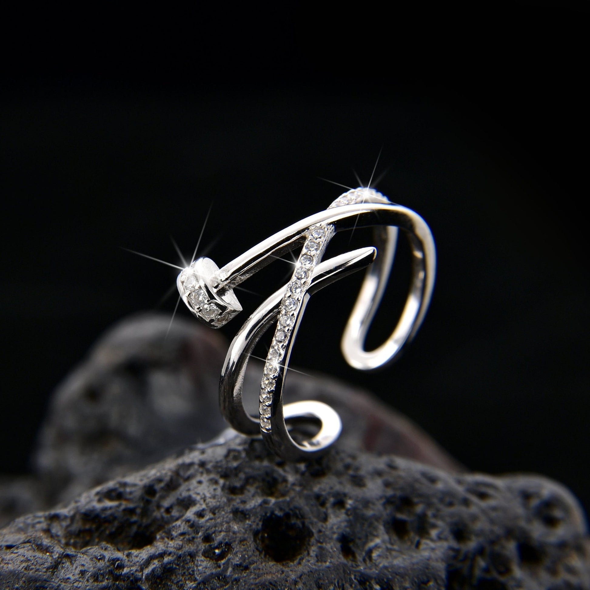 Cubic Zirconia Fashion Irregular Design Ring - jewelry - weilin.com