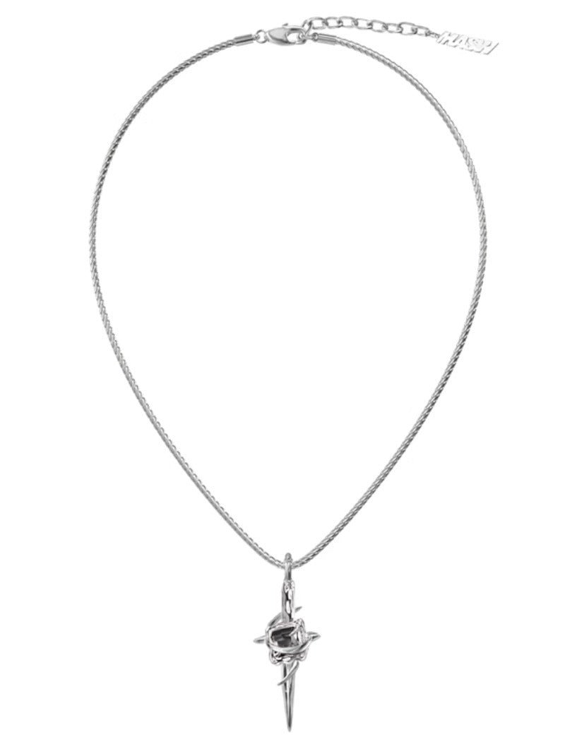 Cross pendant necklace