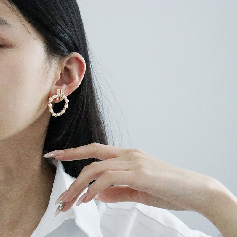 Design personality letter zircon exquisite earrings - jewelry - weilin.com