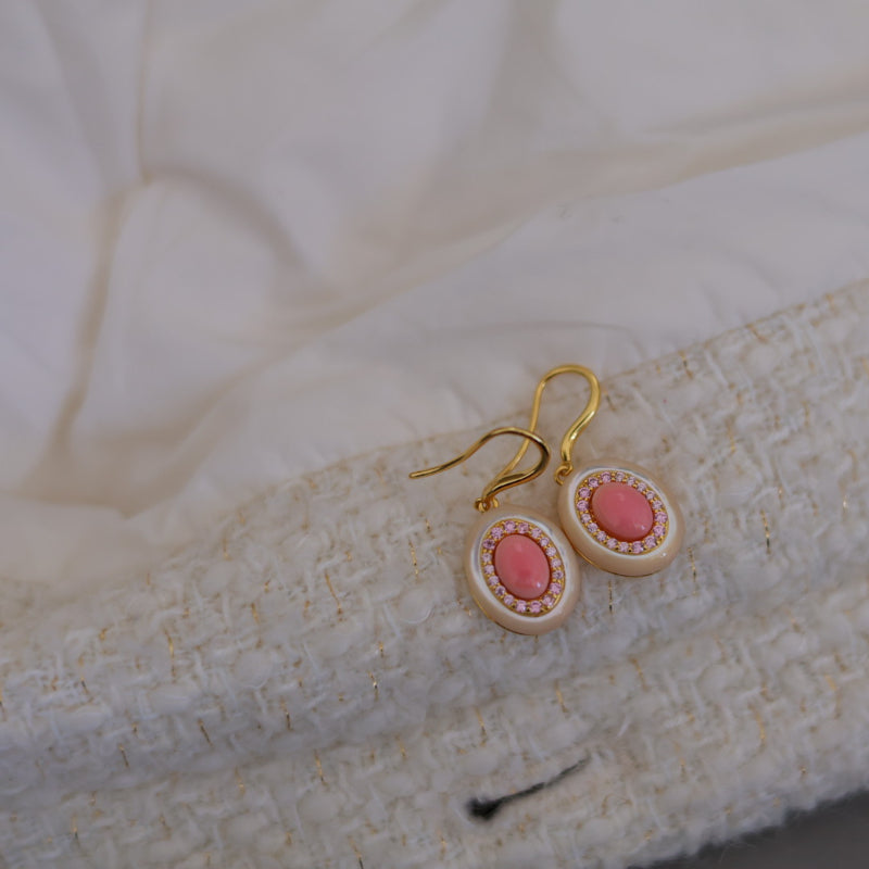 Natural Queen Shell Earrings
