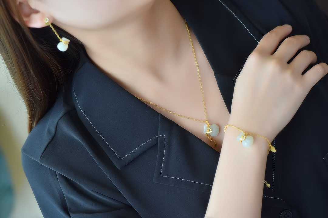 217e0df3-aec0-4833-ba2d-b7bb70c8b8eb