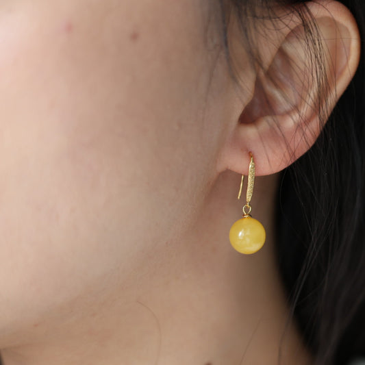 10–11mmNatural Beeswax Earrings