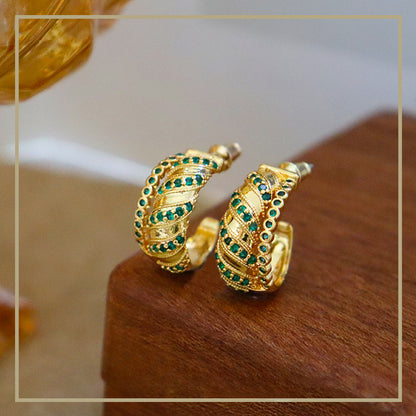 High-grade retro green zircon c-shaped earrings - jewelryweilin