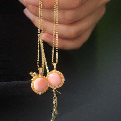 Natural Queen Shell Pendant