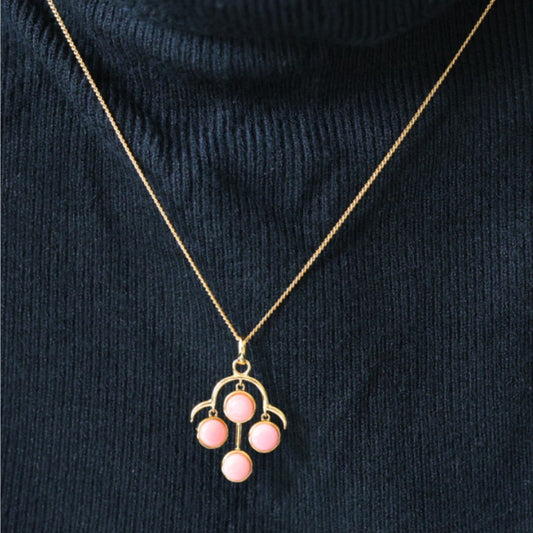 Natural Queen Shell Pendant