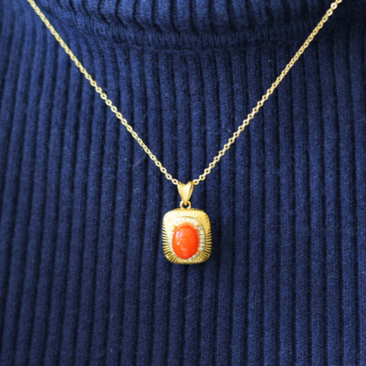 Natural Nanhong Agate Pendant